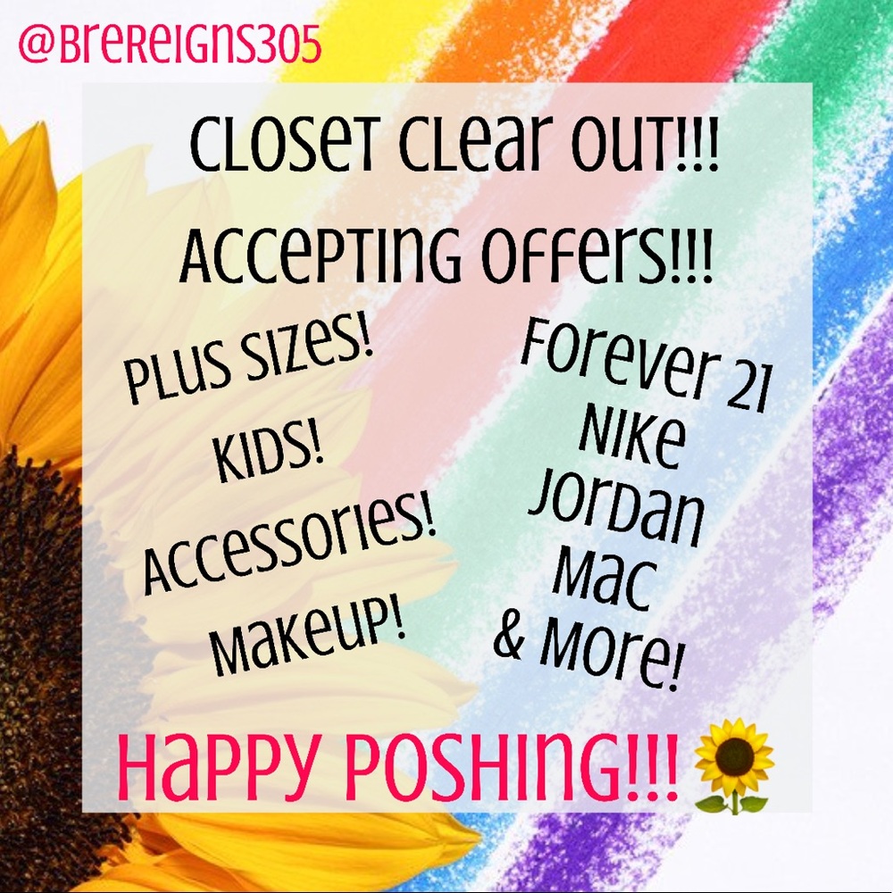 🌻🚨Closet Clear Out!!!🚨🌻 Accepting Offers!